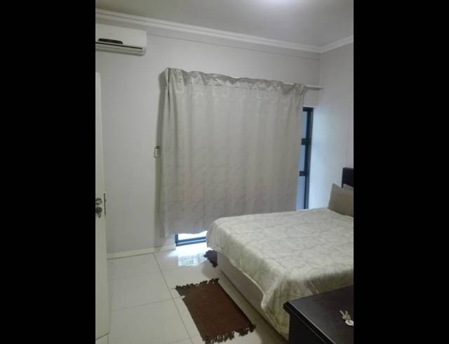 1 BEDROOM APARTMENT FOR SALE IN UMHLANGA RIDGE